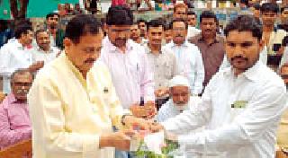 43 Revenue Receipts help with distress | ४३ आपद्ग्रस्तांना महसूलची सानुग्रह मदत 43 Revenue Receipts help with distress | ४३ आपद्ग्रस्तांना महसूलची सानुग्रह मदत