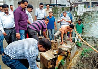 5 lakhs of gold and silver jewelery found during liquor barry | दारूबंदी कारवाईदरम्यान आढळले पाच लाखांचे सोन्या-चांदीचे दागिने