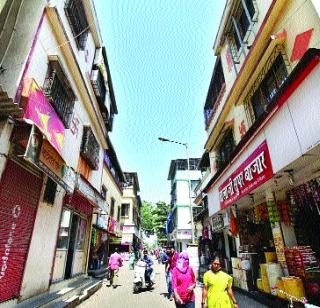 Hunger on small businesses | छोट्या व्यावसायिकांवर उपासमारी