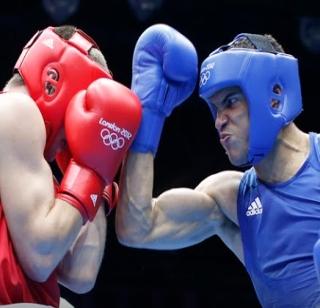 Indian boxers face tough draws ... | भारतीय बॉक्सर्सना कठीण ड्रॉ, यांच्या कामगिरीवर नजर...