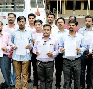 60 doctors resign | ६० डॉक्टरांचे राजीनामे