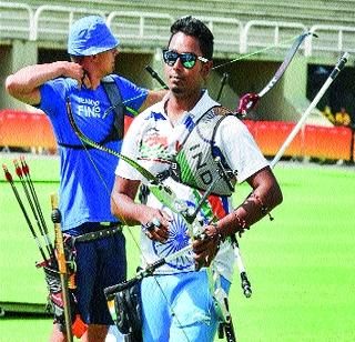 Atanu Das spinning in the rounds | मानांकन फेरीत अतनू दास चमकला