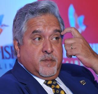 Mallya's wealth worth Rs 6,000 crore | मल्ल्यांच्या ६,००० कोटींच्या संपत्तीवर टाच Mallya's wealth worth Rs 6,000 crore | मल्ल्यांच्या ६,००० कोटींच्या संपत्तीवर टाच