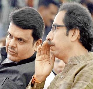 Uddhav Thackeray's Chief Minister's visit to 'Varsha' bunga | 'वर्षा' बंगल्यावर उद्धव ठाकरे मुख्यमंत्र्यांच्या भेटीला