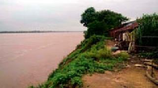 Wainganga Phugley - Rhenglar risk | वैनगंगा फुगली - रेंगेपारला धोका Wainganga Phugley - Rhenglar risk | वैनगंगा फुगली - रेंगेपारला धोका