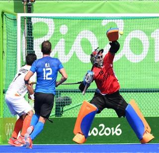 India defeated Argentina 2-1 in the men's hockey match, India's quarter-finals | पुरुष हॉकी सामन्यात भारताने अर्जेंटिनाला 2-1 केलं पराभूत, भारताचा क्वॉर्टर फायनलमध्ये प्रवेश India defeated Argentina 2-1 in the men's hockey match, India's quarter-finals | पुरुष हॉकी सामन्यात भारताने अर्जेंटिनाला 2-1 केलं पराभूत, भारताचा क्वॉर्टर फायनलमध्ये प्रवेश