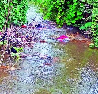 Wear the water savings promise last | ‘पाणी बचती’च्या शपथा गेल्या वाहून Wear the water savings promise last | ‘पाणी बचती’च्या शपथा गेल्या वाहून