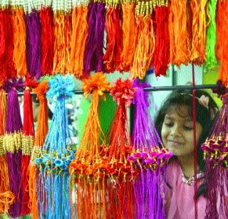 Impression on the Aides 'Pokémon Go' | राख्यांवरही छाप ‘पोकेमन गो’ची Impression on the Aides 'Pokémon Go' | राख्यांवरही छाप ‘पोकेमन गो’ची