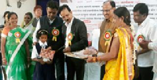 Five crore funding for Dikshitboom | दीक्षाभूमीसाठी पाच कोटींचा निधी देणार