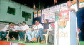 The young generation should know the patriotism | देशभक्ताची शौर्यगाथा युवा पिढीला कळावी The young generation should know the patriotism | देशभक्ताची शौर्यगाथा युवा पिढीला कळावी