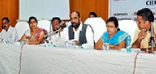 Orders to be given on time for the payment of NREGA | नरेगाचा मोबदला वेळेवर देण्याचे आदेश