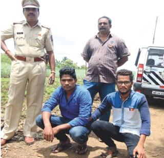 The bloodless youth of immoral intercourse | अनैतिक संबंधातून तरुणाचा निर्घृण खून The bloodless youth of immoral intercourse | अनैतिक संबंधातून तरुणाचा निर्घृण खून