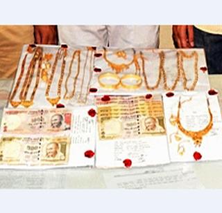 The son is 'master-minded' | साडेसात लाख चोरीत मुलगाच 'मास्टर मार्इंड' The son is 'master-minded' | साडेसात लाख चोरीत मुलगाच 'मास्टर मार्इंड'