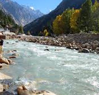 Ganga in post office! | पोस्ट ऑफीसमध्ये अवतरली ‘गंगा’! Ganga in post office! | पोस्ट ऑफीसमध्ये अवतरली ‘गंगा’!