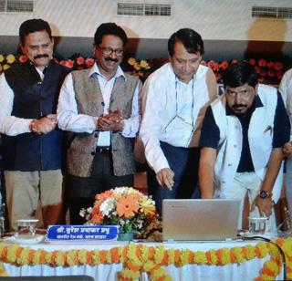 Today Wi-Fi access to these 'stations' in Mumbai | मुंबईतल्या 'या' स्थानकांवर आजपासून वाय-फाय सुविधा Today Wi-Fi access to these 'stations' in Mumbai | मुंबईतल्या 'या' स्थानकांवर आजपासून वाय-फाय सुविधा