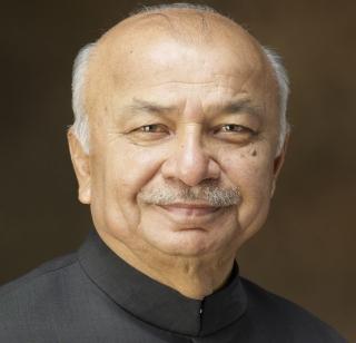 VIDEO: Shilpakta on the 75th birthday of Sushilkumar Shinde | VIDEO-सुशीलकुमार शिंदे यांच्या ७५ व्या वाढदिवसानिमित्त शिल्पकृती VIDEO: Shilpakta on the 75th birthday of Sushilkumar Shinde | VIDEO-सुशीलकुमार शिंदे यांच्या ७५ व्या वाढदिवसानिमित्त शिल्पकृती