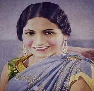 LaavanyaSurya ... Vaibhav Marathi - Hansa Wadkar Memorial Day | लावण्यसूर्य...वैभव मराठीचे - हंसा वाडकर स्मृतिदिन LaavanyaSurya ... Vaibhav Marathi - Hansa Wadkar Memorial Day | लावण्यसूर्य...वैभव मराठीचे - हंसा वाडकर स्मृतिदिन