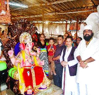 Indo-Pak borders will be inaugurated | भारत-पाकच्या सीमेवर होणार श्रींची प्रतिष्ठापना Indo-Pak borders will be inaugurated | भारत-पाकच्या सीमेवर होणार श्रींची प्रतिष्ठापना