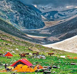 Hamta Pass | हमटा पास Hamta Pass | हमटा पास