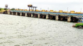 Arunavati project becomes white diamond | अरुणावती प्रकल्प ठरला पांढराहत्ती Arunavati project becomes white diamond | अरुणावती प्रकल्प ठरला पांढराहत्ती