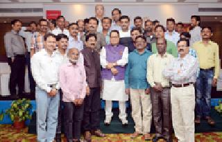 Gaurav: | गौरव :