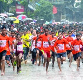 Uddhav Thackeray's absence of hat-trick | उद्धव ठाकरे यांच्या अनुपस्थितीची हॅटट्रिक Uddhav Thackeray's absence of hat-trick | उद्धव ठाकरे यांच्या अनुपस्थितीची हॅटट्रिक