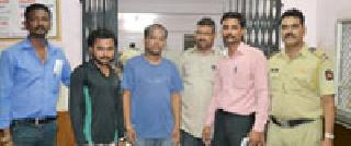 Detainee detained after ransack | लुटमारीनंतर हत्या करणारे अटकेत Detainee detained after ransack | लुटमारीनंतर हत्या करणारे अटकेत