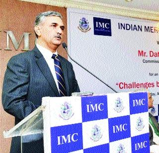 Challenge of safety and transport system | सुरक्षा आणि वाहतूक व्यवस्थेचे आव्हान Challenge of safety and transport system | सुरक्षा आणि वाहतूक व्यवस्थेचे आव्हान