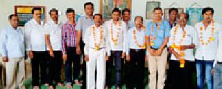 Fight for teachers' demands | शिक्षकांच्या मागण्यांसाठी लढा उभारु Fight for teachers' demands | शिक्षकांच्या मागण्यांसाठी लढा उभारु