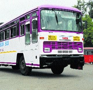 ST 727 drivers to sit on fast track | एसटीचे ७२७ चालक बसणार उपोषणास ST 727 drivers to sit on fast track | एसटीचे ७२७ चालक बसणार उपोषणास