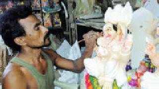 This time it was like 'Bappa' prices | यंदा ‘बाप्पा’च्या किंमती जैसे थे This time it was like 'Bappa' prices | यंदा ‘बाप्पा’च्या किंमती जैसे थे