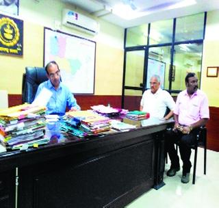 24 villages transfer action plan! | २४ गावे हस्तांतरणाचा ‘अँक्शन प्लॅन’! 24 villages transfer action plan! | २४ गावे हस्तांतरणाचा ‘अँक्शन प्लॅन’!