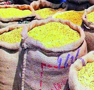 Threaded ration shoppers? | तूरडाळ रेशन दुकानदारांच्या माथी? Threaded ration shoppers? | तूरडाळ रेशन दुकानदारांच्या माथी?