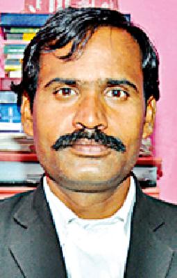 Police report for Shankar Maharaj's arrest, Written in the book 'Experience Brahman' | ‘अनुभव ब्रह्म’ पुस्तकात आक्षेपार्ह लिखाण शंकर महाराजांच्या अटकेसाठी पोलीस तक्रार Police report for Shankar Maharaj's arrest, Written in the book 'Experience Brahman' | ‘अनुभव ब्रह्म’ पुस्तकात आक्षेपार्ह लिखाण शंकर महाराजांच्या अटकेसाठी पोलीस तक्रार