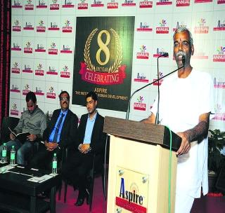 The ups and downs of life - Savji | चढ-उतारातूनच आयुष्य समृद्ध होते- सावजी The ups and downs of life - Savji | चढ-उतारातूनच आयुष्य समृद्ध होते- सावजी