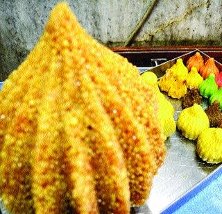 Cray of 'Panchamrita Modka' | ‘पंचामृत मोदका’ची क्रेझ Cray of 'Panchamrita Modka' | ‘पंचामृत मोदका’ची क्रेझ