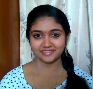 VIDEO - The crowd gathered to see Rinku in the Ganesh festival in Beed | VIDEO - बीडमध्ये गणेशोत्सवात रिंकू-परशाला पाहण्यासाठी उसळली गर्दी