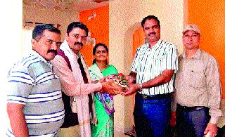 Zilla Parishad's Adarsh ​​Teachers Award | जिल्हा परिषदेचे आदर्श शिक्षक पुरस्कार जाहीर