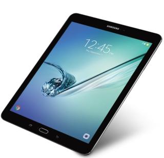 'Tab' in the hands of Gum community sparrows | गोंड समाजातील चिमुकल्यांच्या हाती ‘टॅब’ 'Tab' in the hands of Gum community sparrows | गोंड समाजातील चिमुकल्यांच्या हाती ‘टॅब’