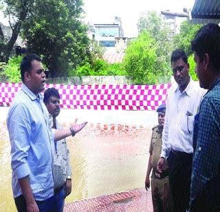 Immersion ghat for tall statues | उंच मूर्तींसाठी विसर्जन घाट