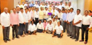 Kavuk Yavatmal District Lokmat Team: | कौतुक यवतमाळ जिल्हा लोकमत चमूचे :