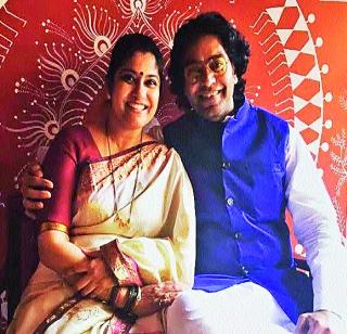 Renuka-Ashutosh in the same frame | रेणुका-आशुतोष एकाच फ्रेममध्ये Renuka-Ashutosh in the same frame | रेणुका-आशुतोष एकाच फ्रेममध्ये