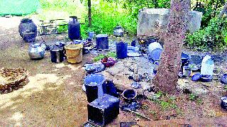 Freeze explosion due to the short circuit | खिरमाणीत शॉर्टसर्किटमुळे फ्रीजचा स्फोट