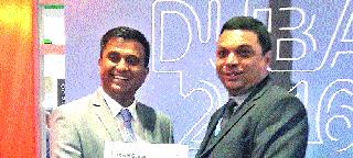 Offering International award to blood bank | अर्पण रक्तपेढीला आंतरराष्ट्रीय पुरस्कार प्रदान Offering International award to blood bank | अर्पण रक्तपेढीला आंतरराष्ट्रीय पुरस्कार प्रदान