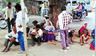 Thousands of workers in Chhattisgarh, | छत्तीसगडमधील दीड हजारांवर कामगार वणीत Thousands of workers in Chhattisgarh, | छत्तीसगडमधील दीड हजारांवर कामगार वणीत