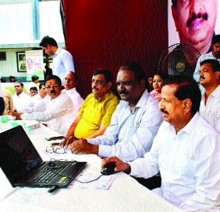 Naik resigns on the functioning of Commissioner Tukaram Mundhe | आयुक्त तुकाराम मुंढे यांच्या कार्यपध्दतीवर नाईक नाराज Naik resigns on the functioning of Commissioner Tukaram Mundhe | आयुक्त तुकाराम मुंढे यांच्या कार्यपध्दतीवर नाईक नाराज