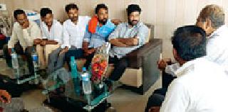 Kidwai's Kadoo's 'Prahar' on Bizland | अपंग तरुणाच्या न्यायासाठी बच्चू कडूंचा बिझिलँडवर ‘प्रहार’ Kidwai's Kadoo's 'Prahar' on Bizland | अपंग तरुणाच्या न्यायासाठी बच्चू कडूंचा बिझिलँडवर ‘प्रहार’