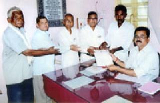 Arrest Gaikwad for demolishing Ambedkar Bhawan | आंबेडकर भवन पाडल्याबद्दल गायकवाड यांना अटक करा