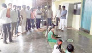 Life time after the monsoon | पावसानंतर जनजीवन पूर्वपदावर Life time after the monsoon | पावसानंतर जनजीवन पूर्वपदावर