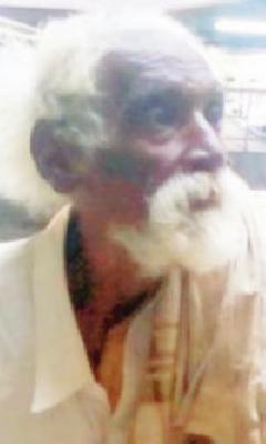 'The mind of the traffic police for the ransom' | ‘त्या’ कास्तकारासाठी द्रवले वाहतूक पोलिसांचे मन 'The mind of the traffic police for the ransom' | ‘त्या’ कास्तकारासाठी द्रवले वाहतूक पोलिसांचे मन